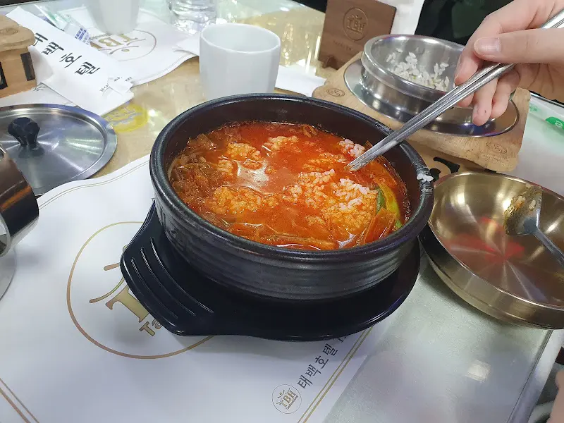 한국관의 갈비탕