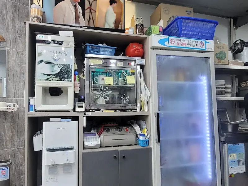 영남식당 내부 모습