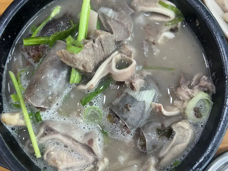 순대국밥 내용물