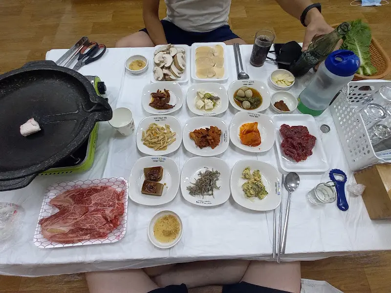 푸짐한 상차림 항공샷