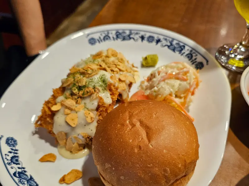 마늘 돈가스 & 버거