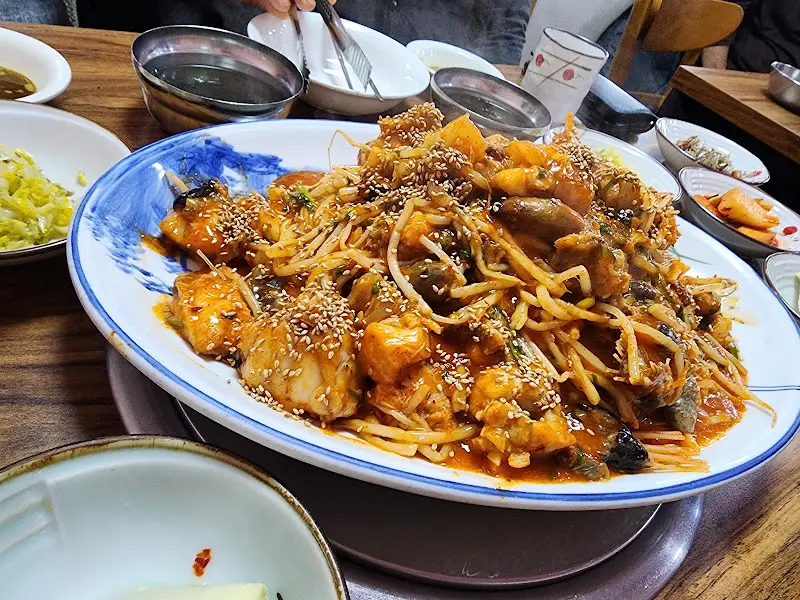 아구찜의 푸짐한 비주얼