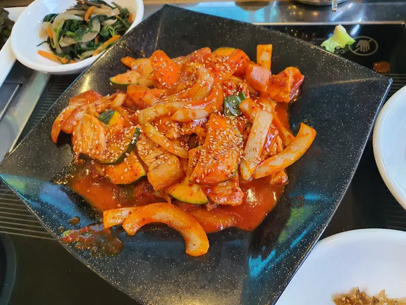 양념 돼지고기 볶음