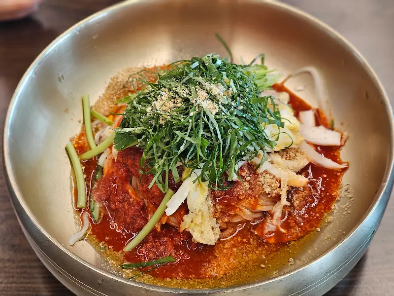 고추냉이비빔국수