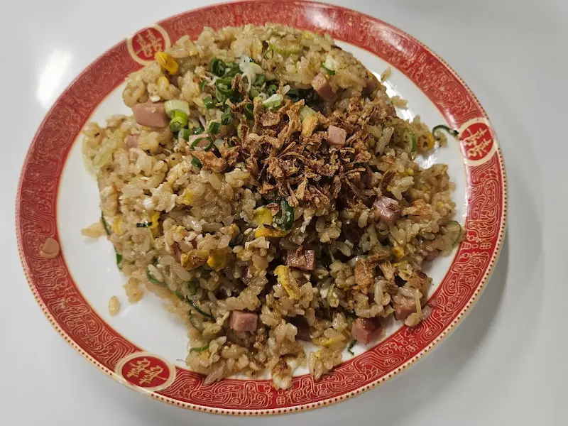 윤기가 자르르 흐르는 짜장면