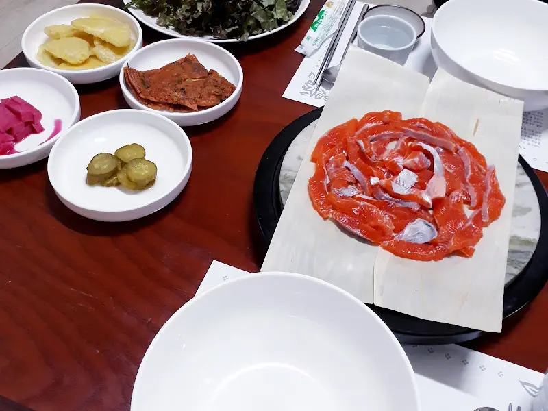 정갈하게 차려진 밑반찬