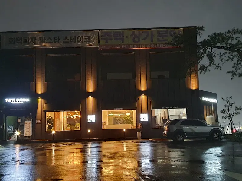 뚜띠쿠치나 외관