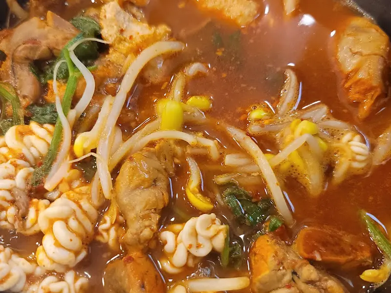 동태 내장이 가득한 뚝배기