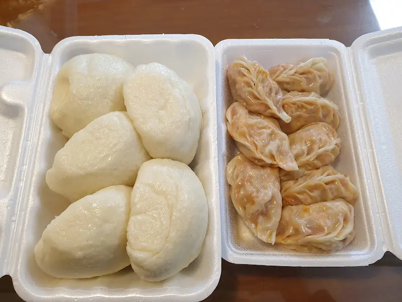 고기만두와 쌀찐빵 포장