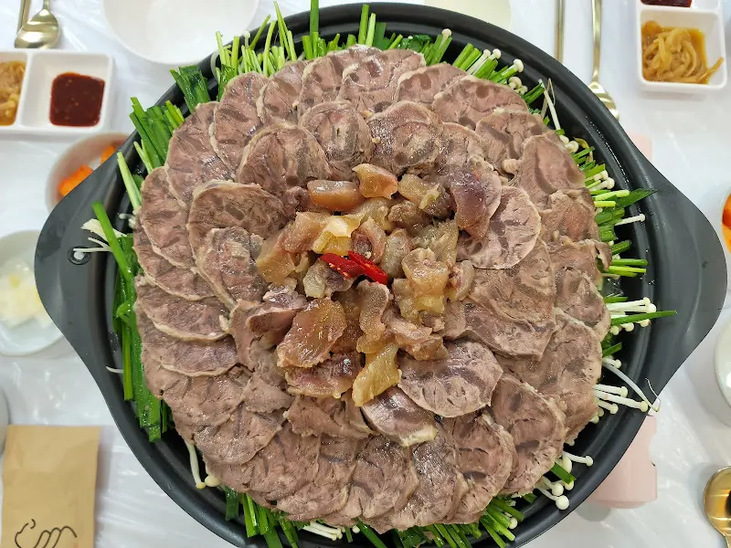 푸짐한 스지전골