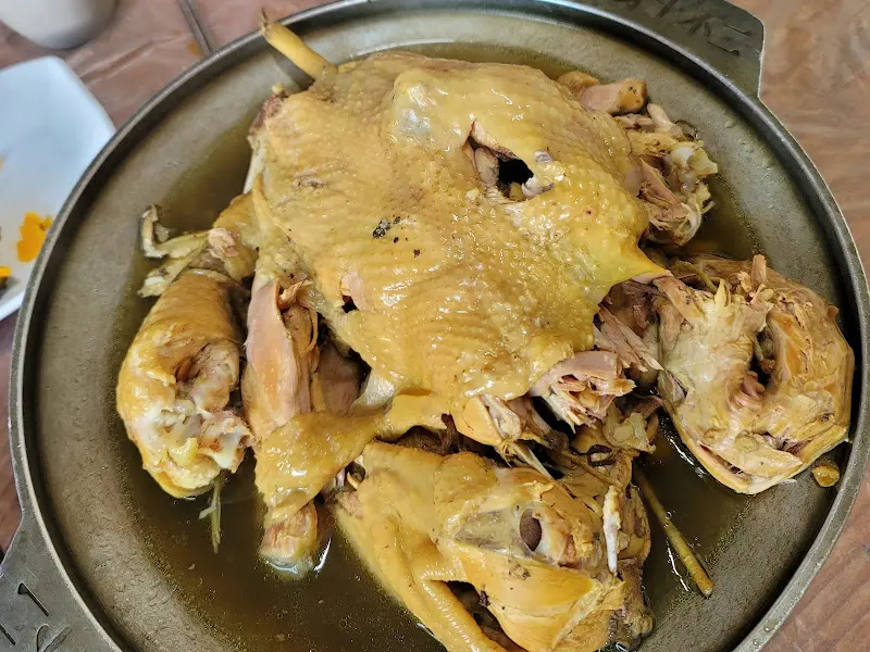 다래가든 닭백숙 근접샷