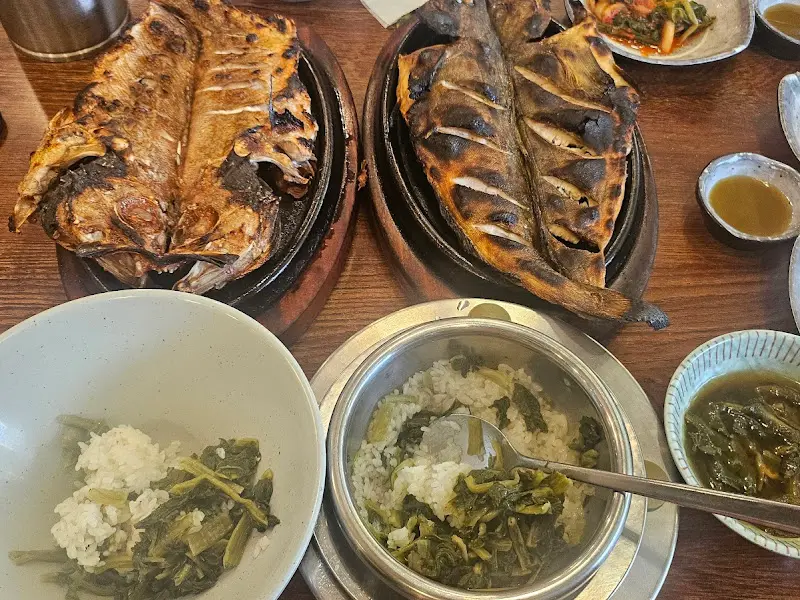 고등어구이와 삼치구이