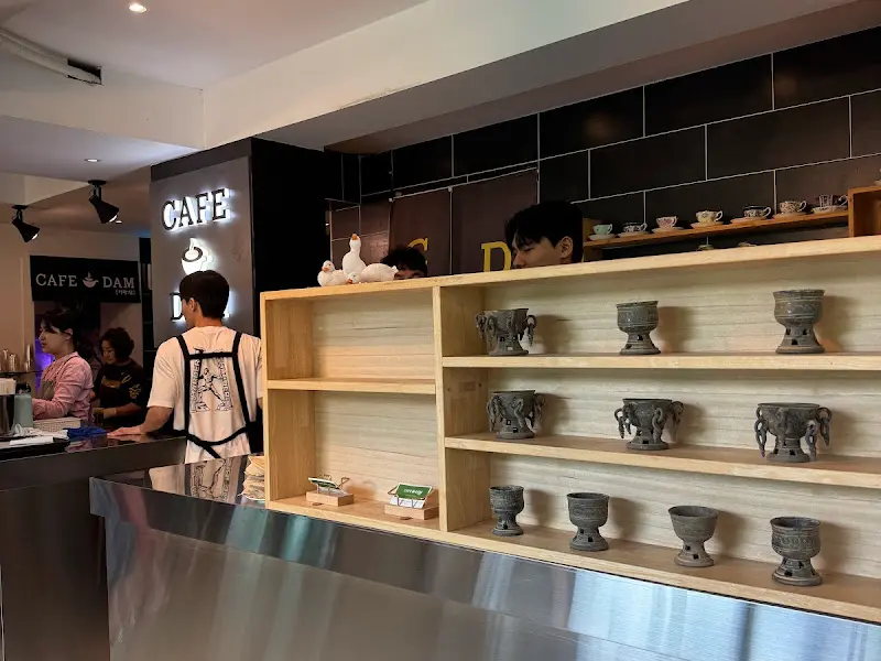 카페 내부 모습