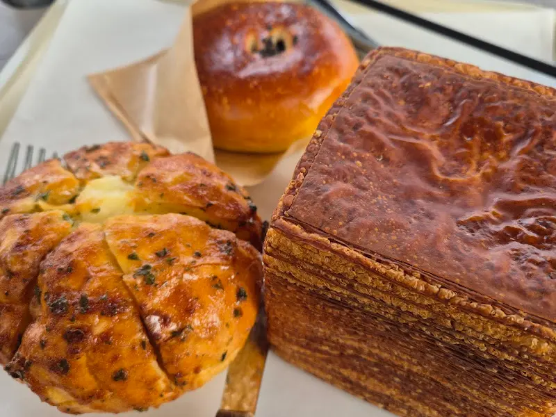 소금빵, 치와버터빵