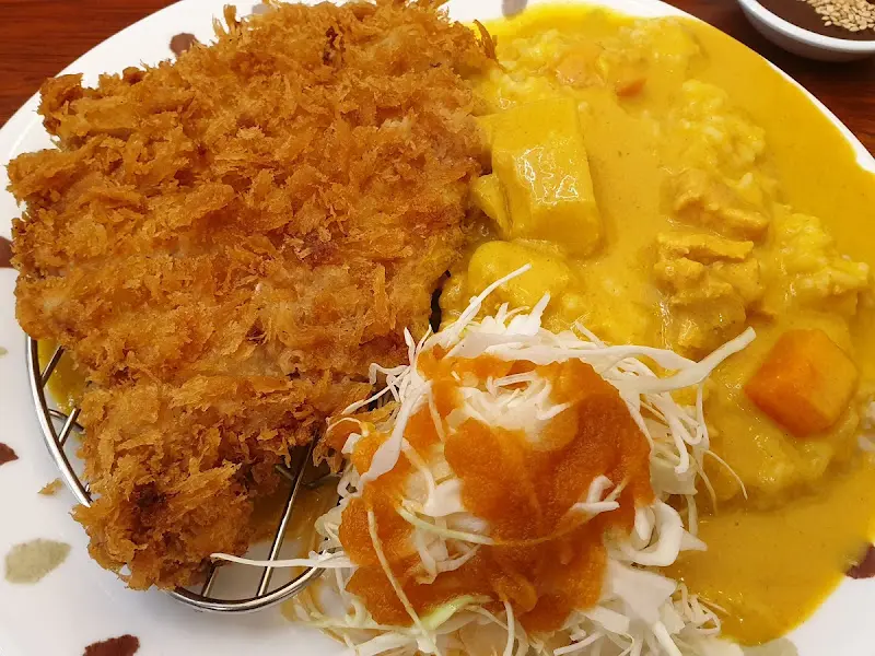 카레 돈까스 근접샷