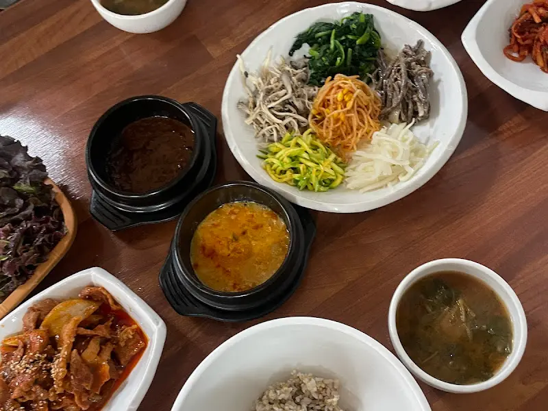 다양한 나물 반찬