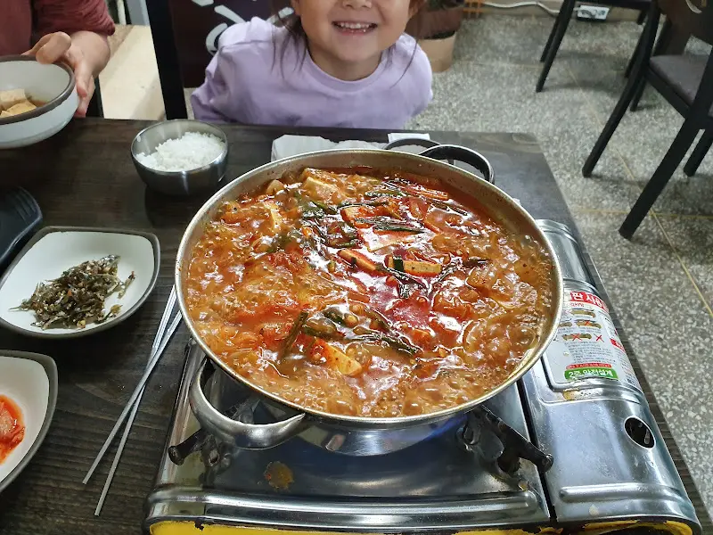 오삼불고기 한 상 차림