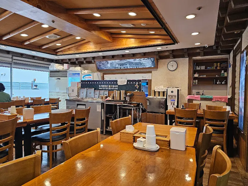 춘향골 남원추어탕 내부