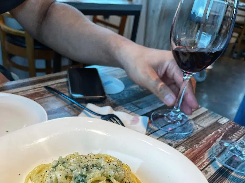 광어 파스타와 와인