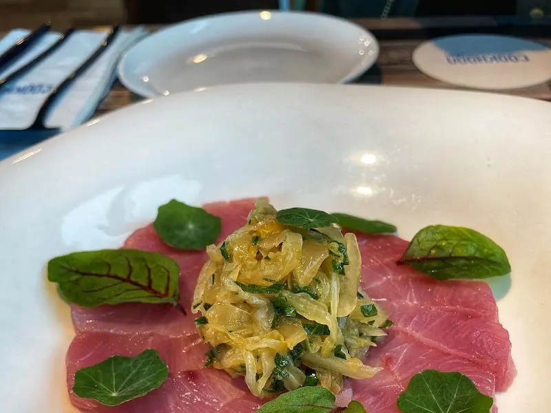 신선한 해산물 샐러드