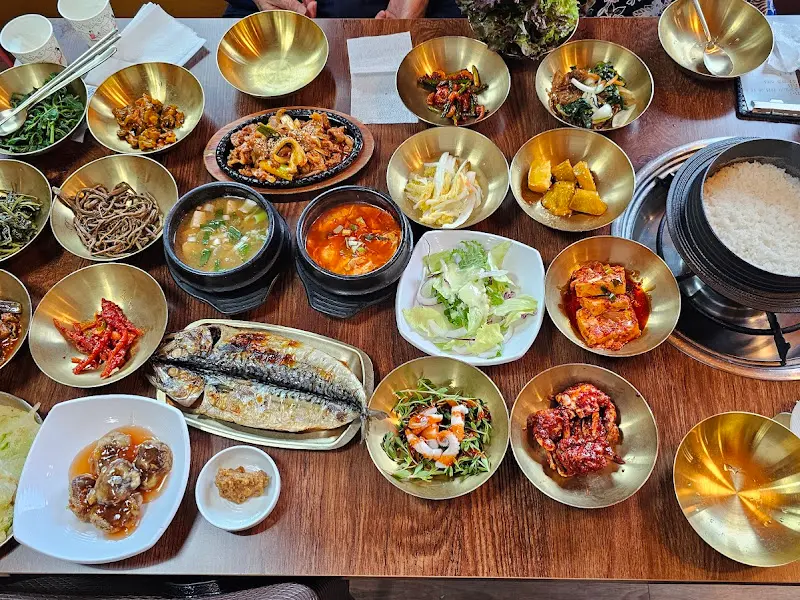 교산가마솥밥 한상차림