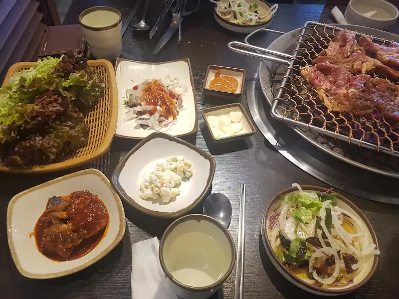 푸른솔가든 한상차림