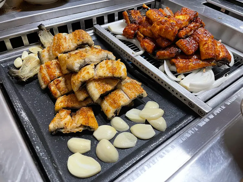 소금구이와 양념구이 투샷