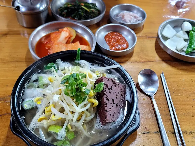 돼지국밥의 모습