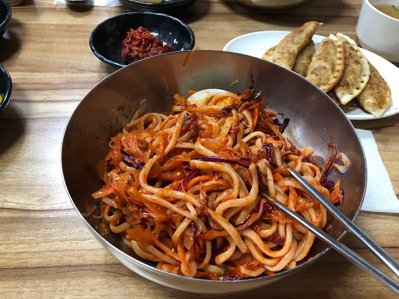 맛나분식 쫄면 전체샷