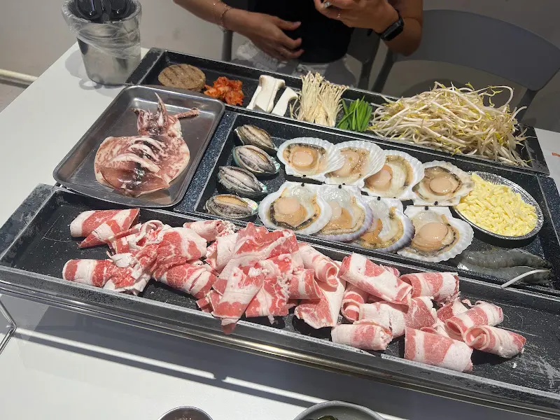 해물삼합 한상차림