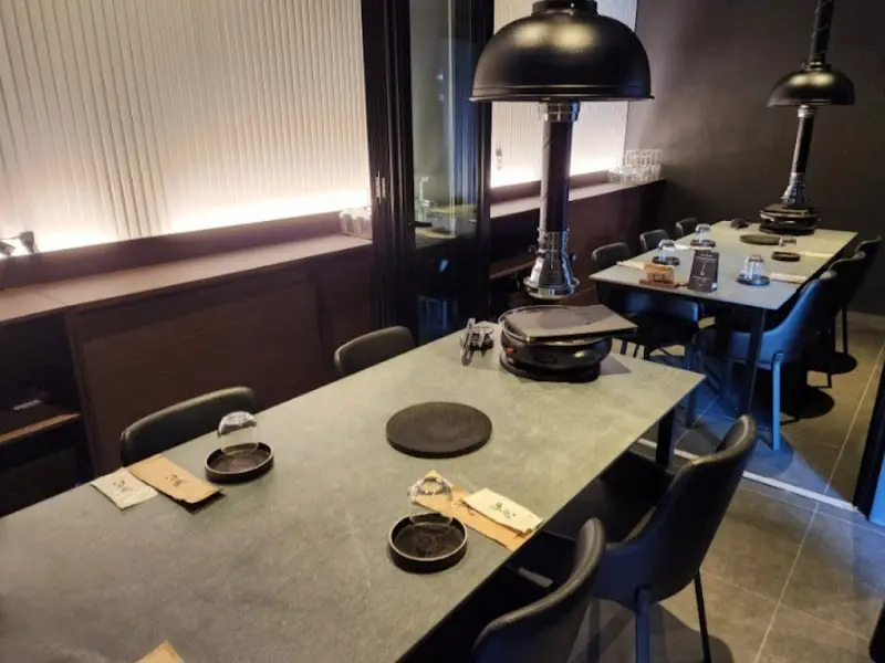 고급스러운 매장 내부