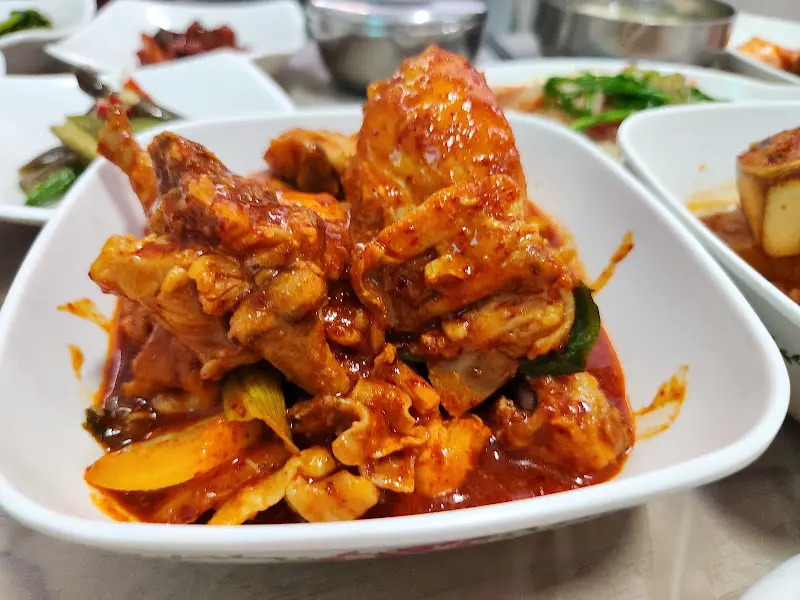 매콤달콤한 닭볶음탕