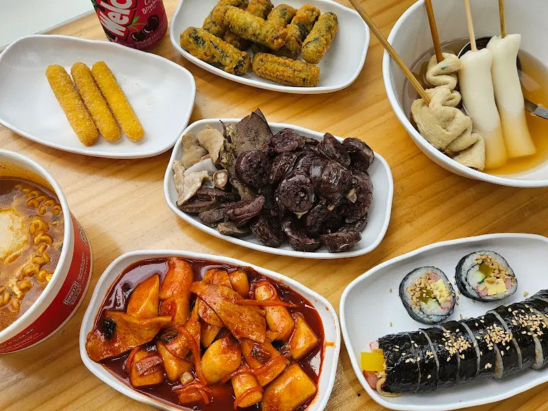 콩분식 푸짐한 한 상