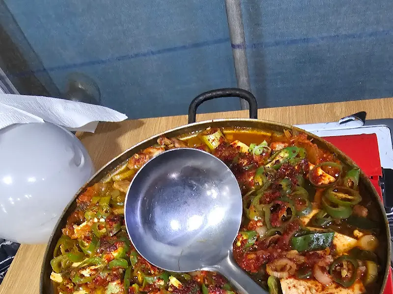 김치찌개와 국자