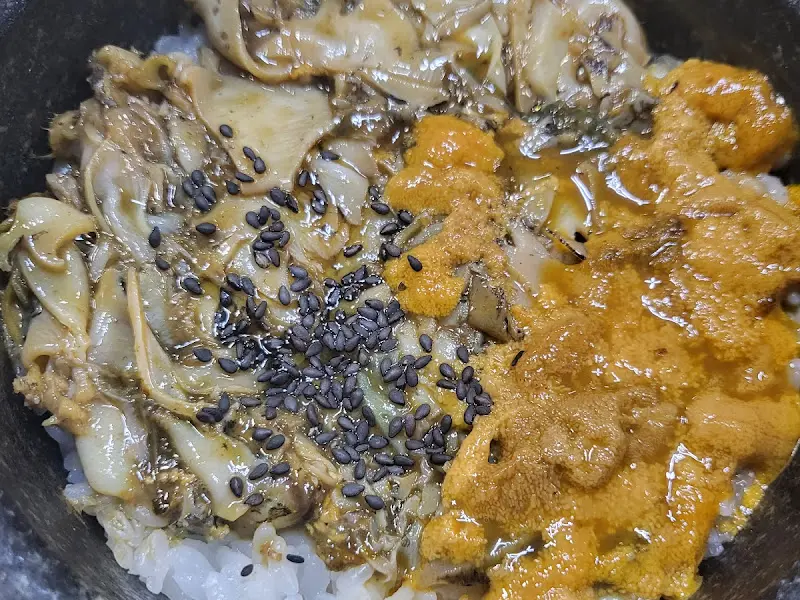 성게전복돌솥밥