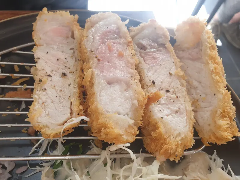 육즙 가득한 등심카츠 단면