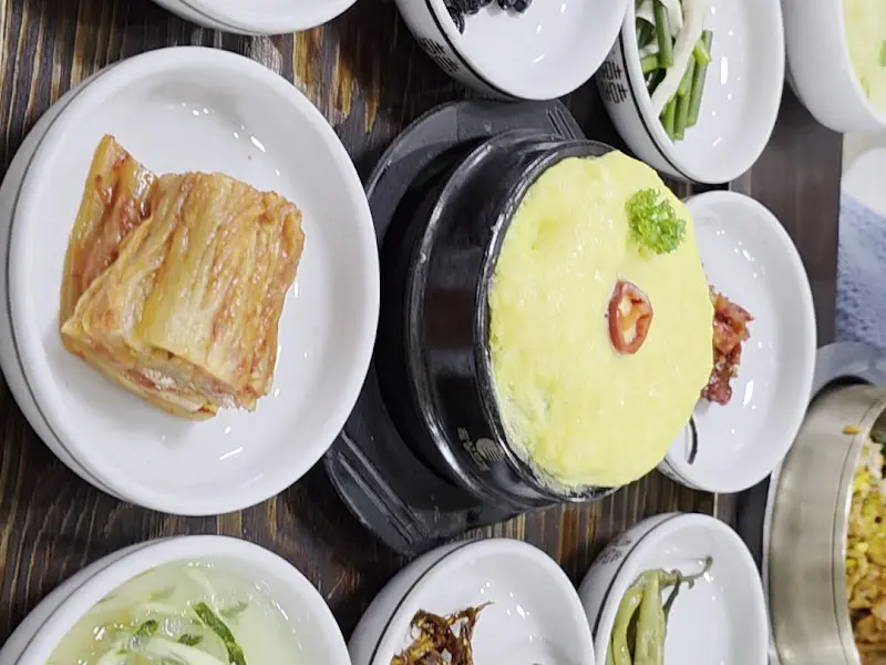 계란찜과 반찬