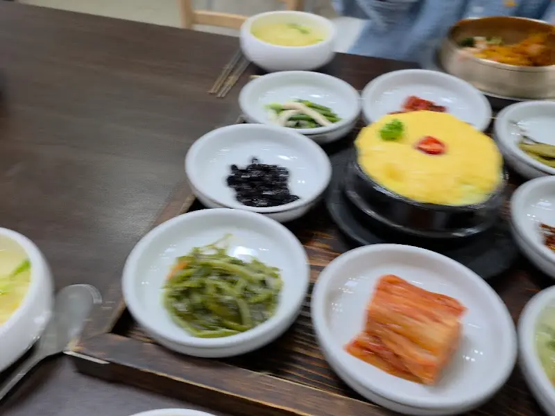 비빔밥 한 상 차림