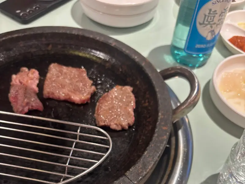 돌판에 구워먹는 한우