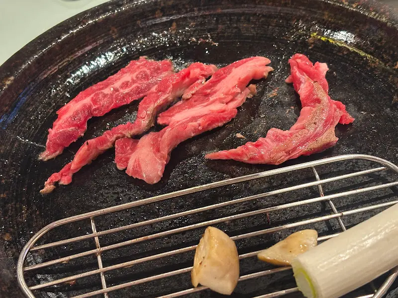 고기와 버섯, 대파를 함께