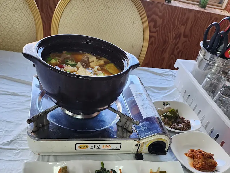 기샤브의 한방육수 뚝배기