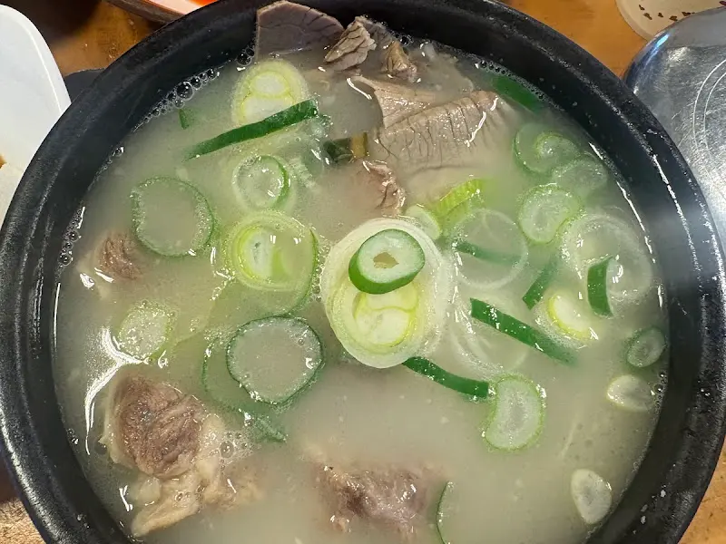 한우장의 설렁탕