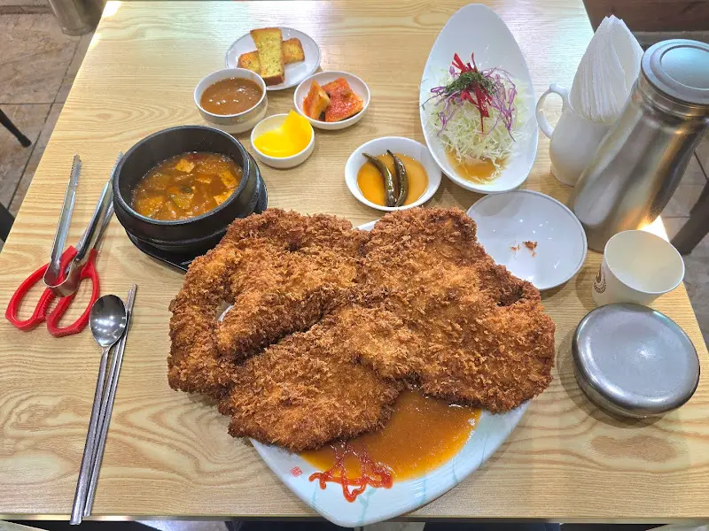 수제돈까스 한상차림