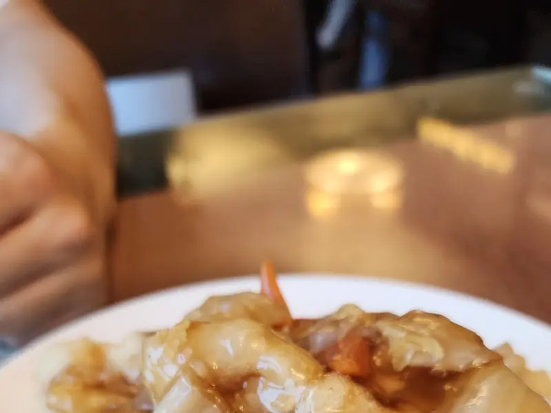 테이블 위의 탕수육