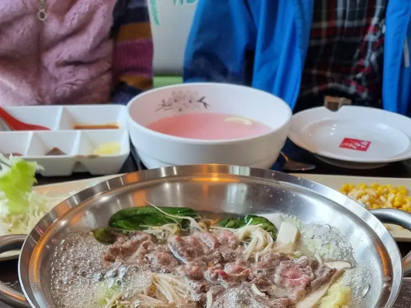 샤브샤브 테이블 세팅