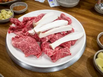 군위에서 맛보는 최고의 한우, 참좋은한우직판장에서 경험하는 특별한 미식 여행