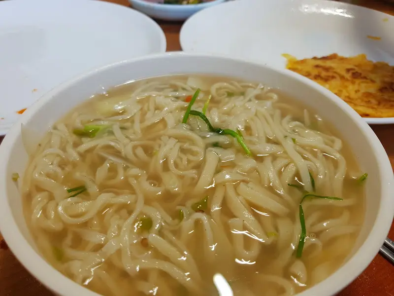칼국수 전체샷