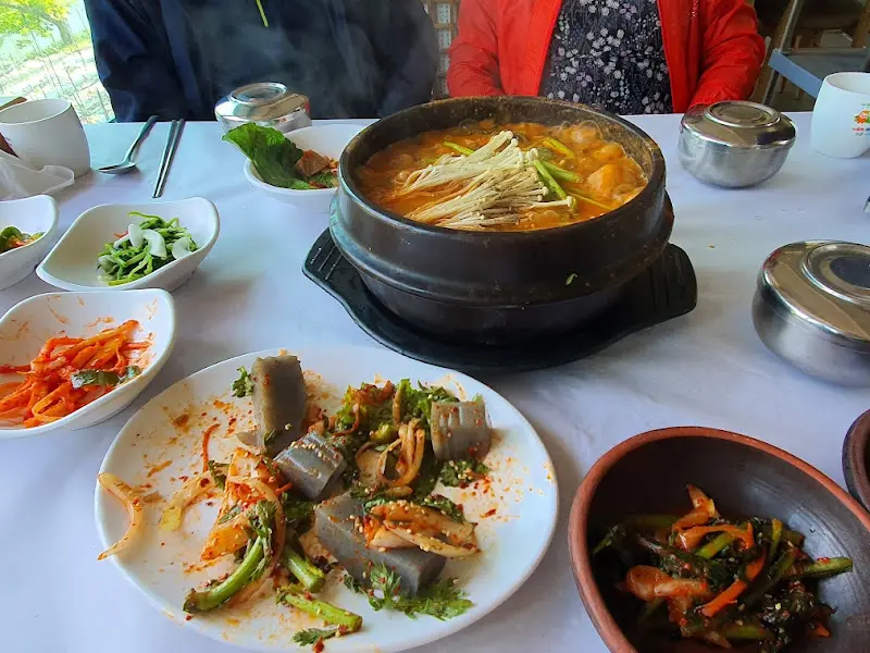 별천지가든 내부