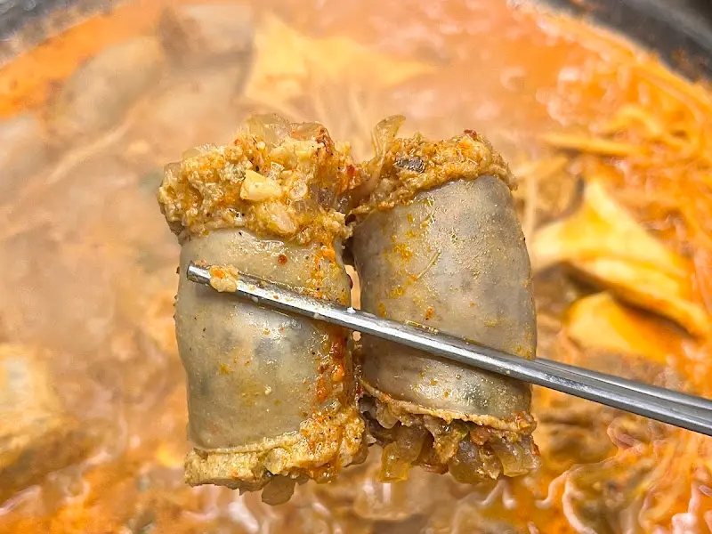 우육순대전골 순대 클로즈업
