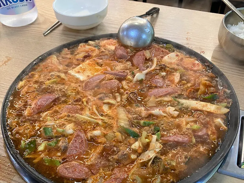 부대찌개 전체적인 모습
